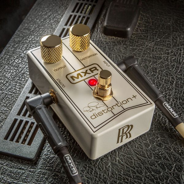 MXR RR104C Randy Rhoads Distortion Special Edition